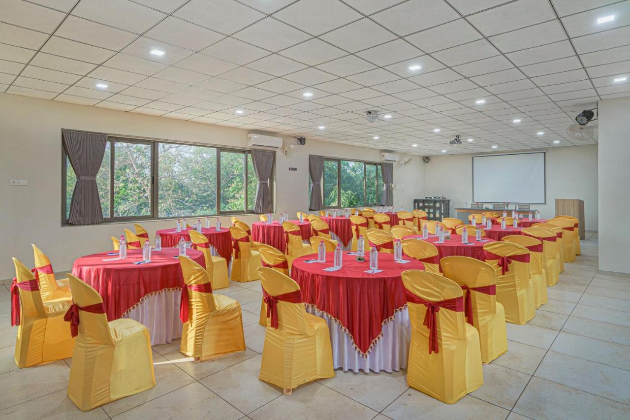 Sterling Gir Hotel Talala Buitenkant foto