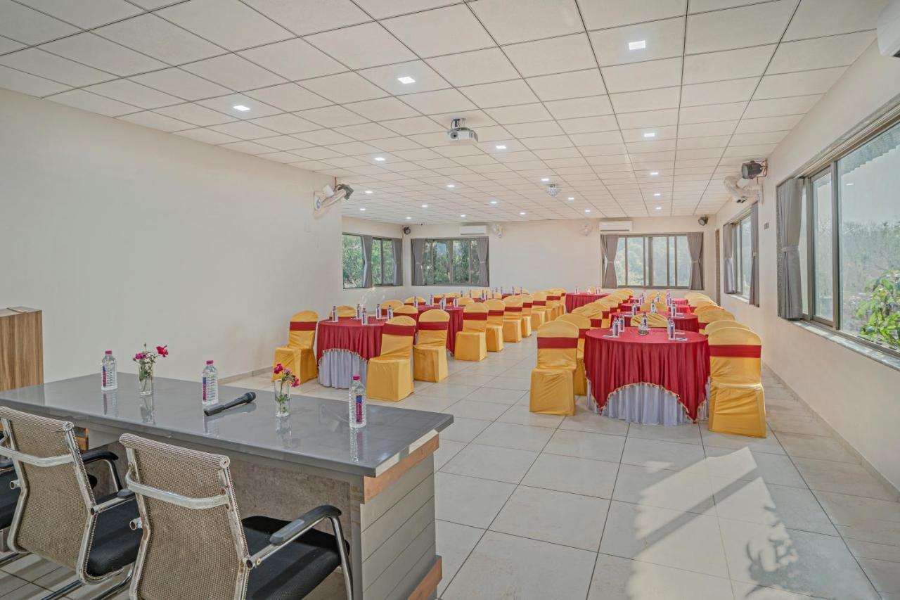 Sterling Gir Hotel Talala Buitenkant foto